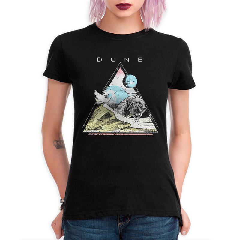 

Футболка женская Dream Shirts Дюна 740555111 черная S, Черный, Дюна 740555111