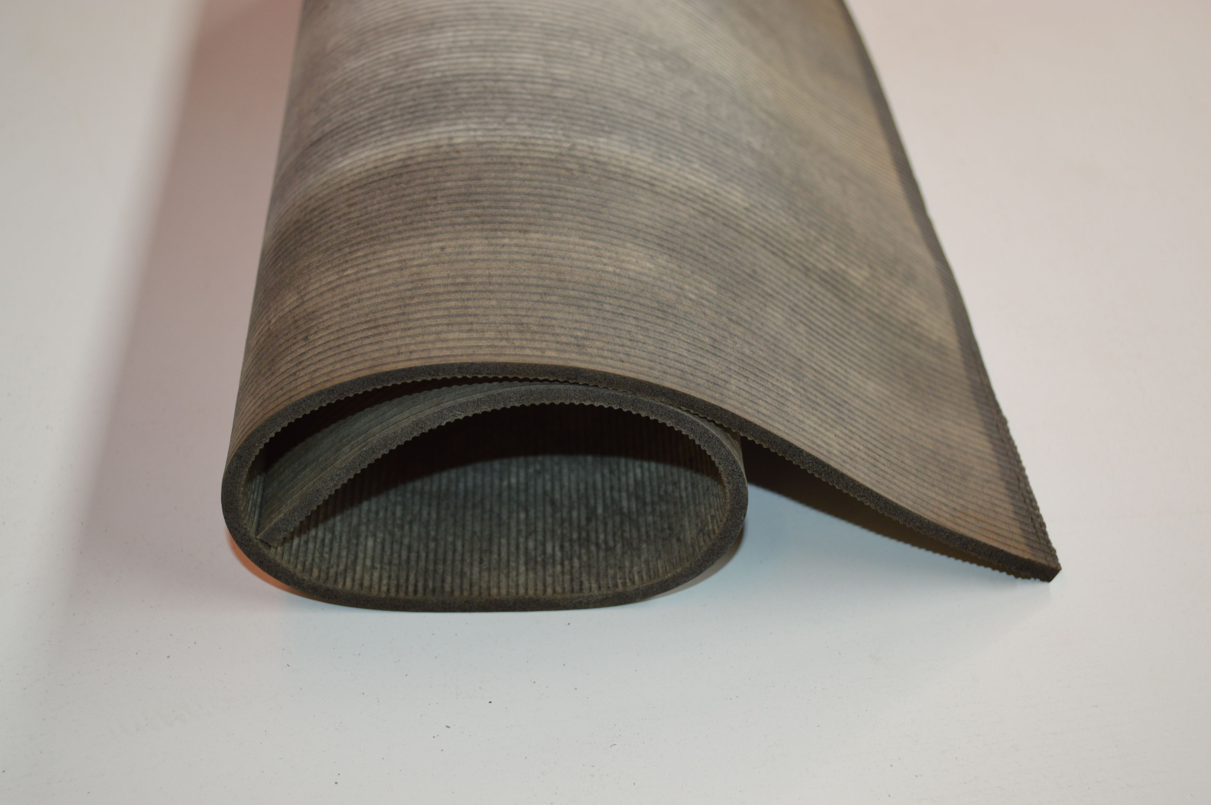 Пластина резиновая пористая 3 мм размер 500х700 мм резиновая плитка st
