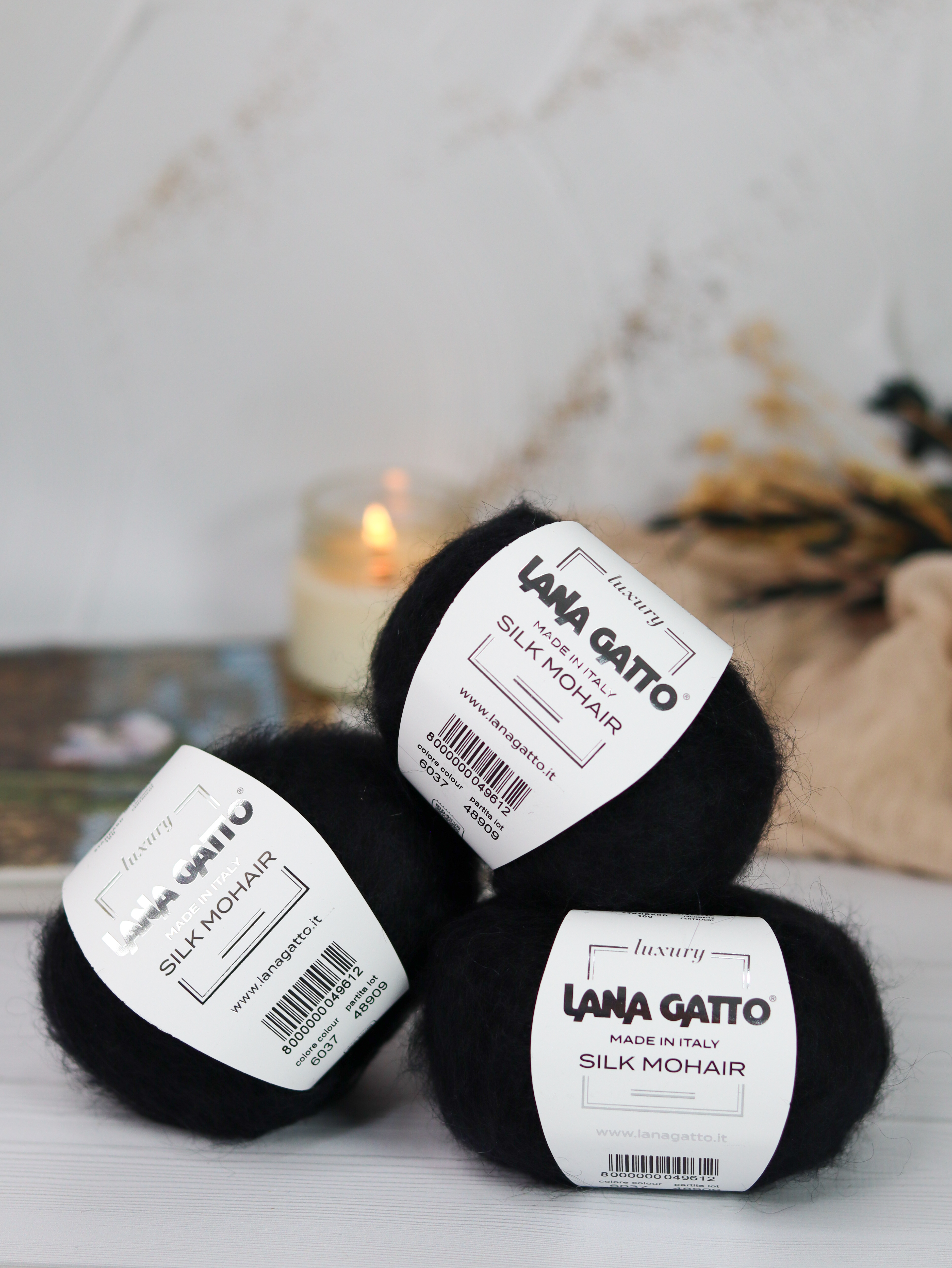 

Пряжа Lana Gatto Silk Mohair мохер на шелке черный 6037, 25 гр, 3 мотка, Silk Mohair