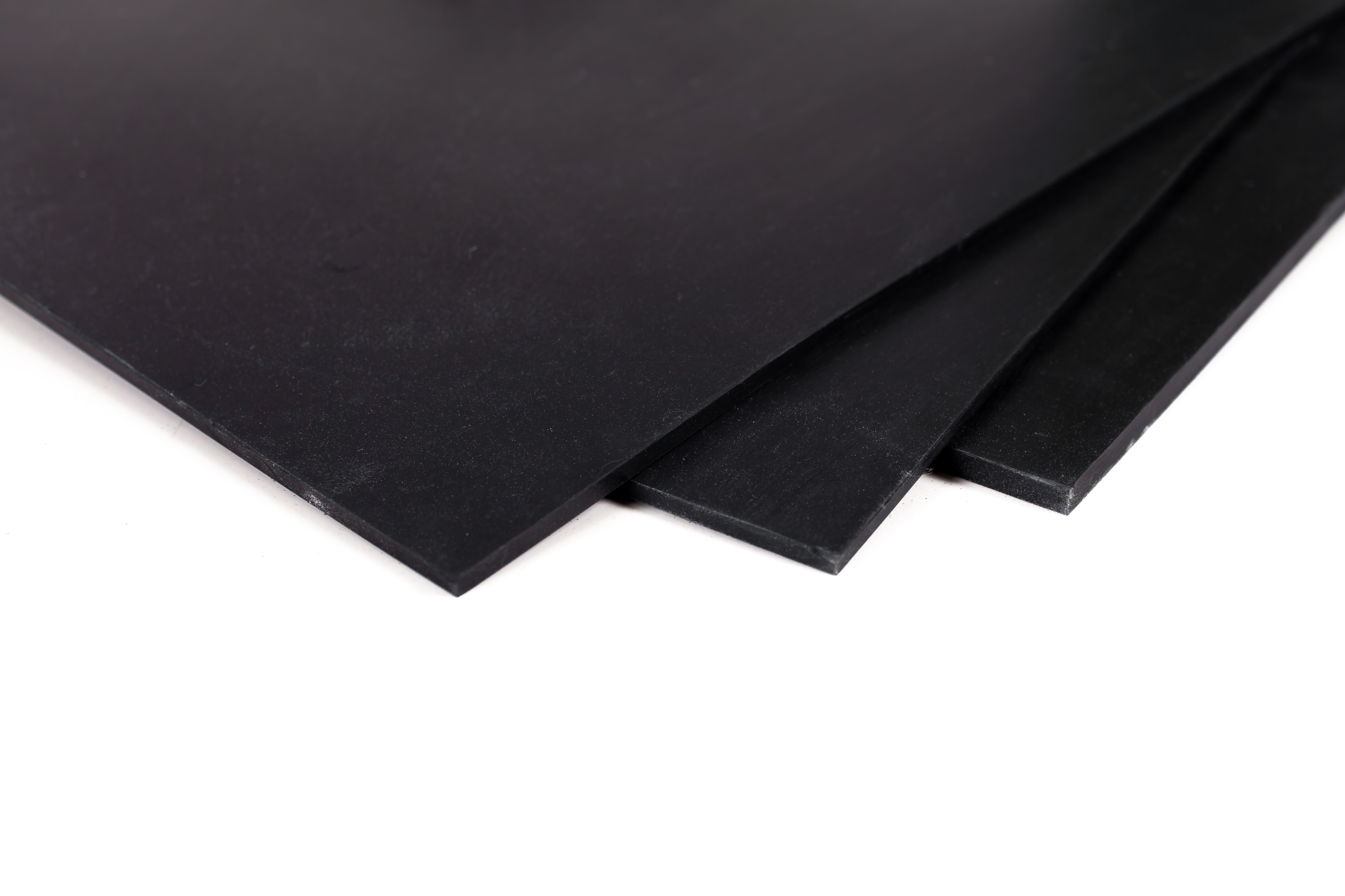 Пластина резиновая черная, монолитная 5 мм размер 720х720 мм.