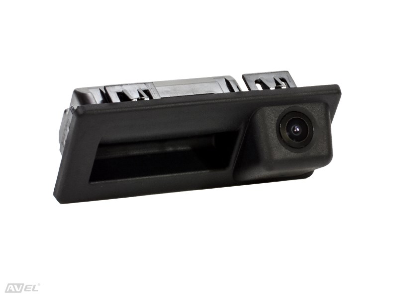 Камера заднего вида для Volkswagen Passat B8 (2015 -н.в.) в ручке багажника