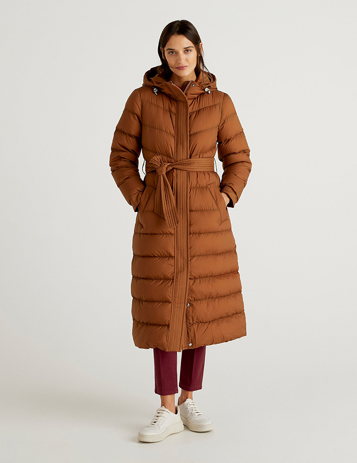 

Пуховик-пальто женский United Colors of Benetton 21A_25WU5K355 коричневый 42, 21A_25WU5K355