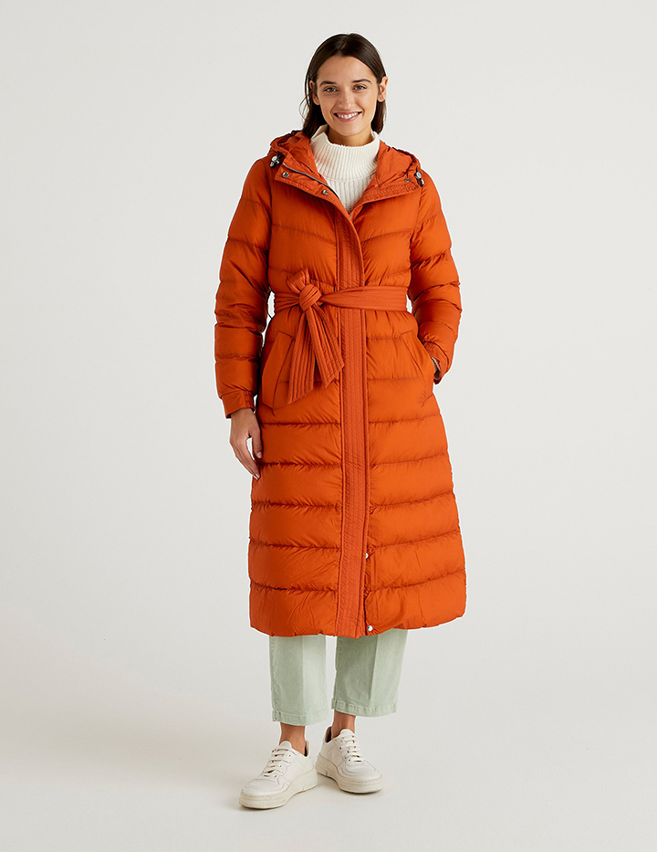 

Пуховик-пальто женский United Colors of Benetton 21A_25WU5K355 оранжевый 40, 21A_25WU5K355
