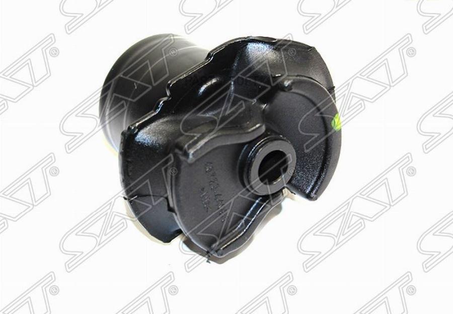 

SAT Сайлентблок задней балки TOYOTA ALPHARD/ESTIMA/ISIS/NOAH/VOXY 00-08/NISSAN SERENA 05-1