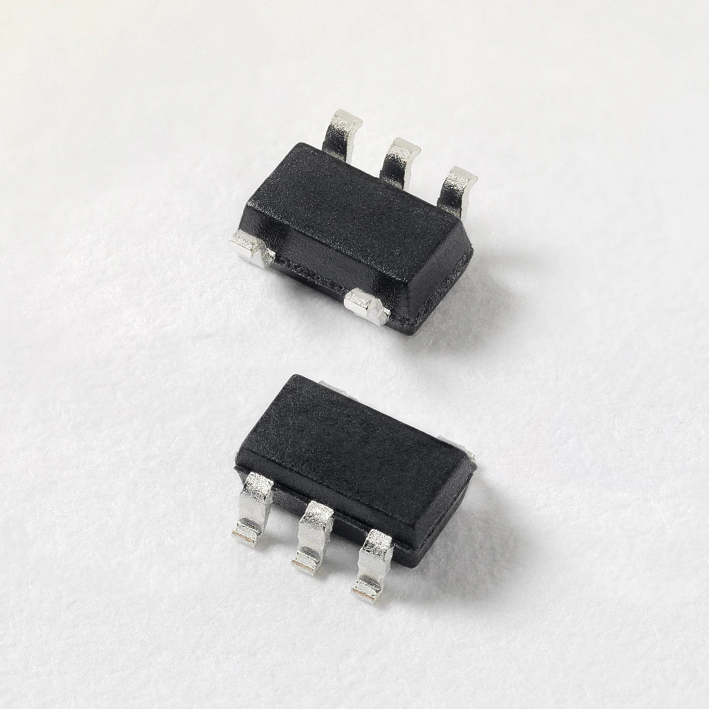 

Микросхема универсальная NoBrand PL671-02-C44TC-R, PL671-02-C44TC-R