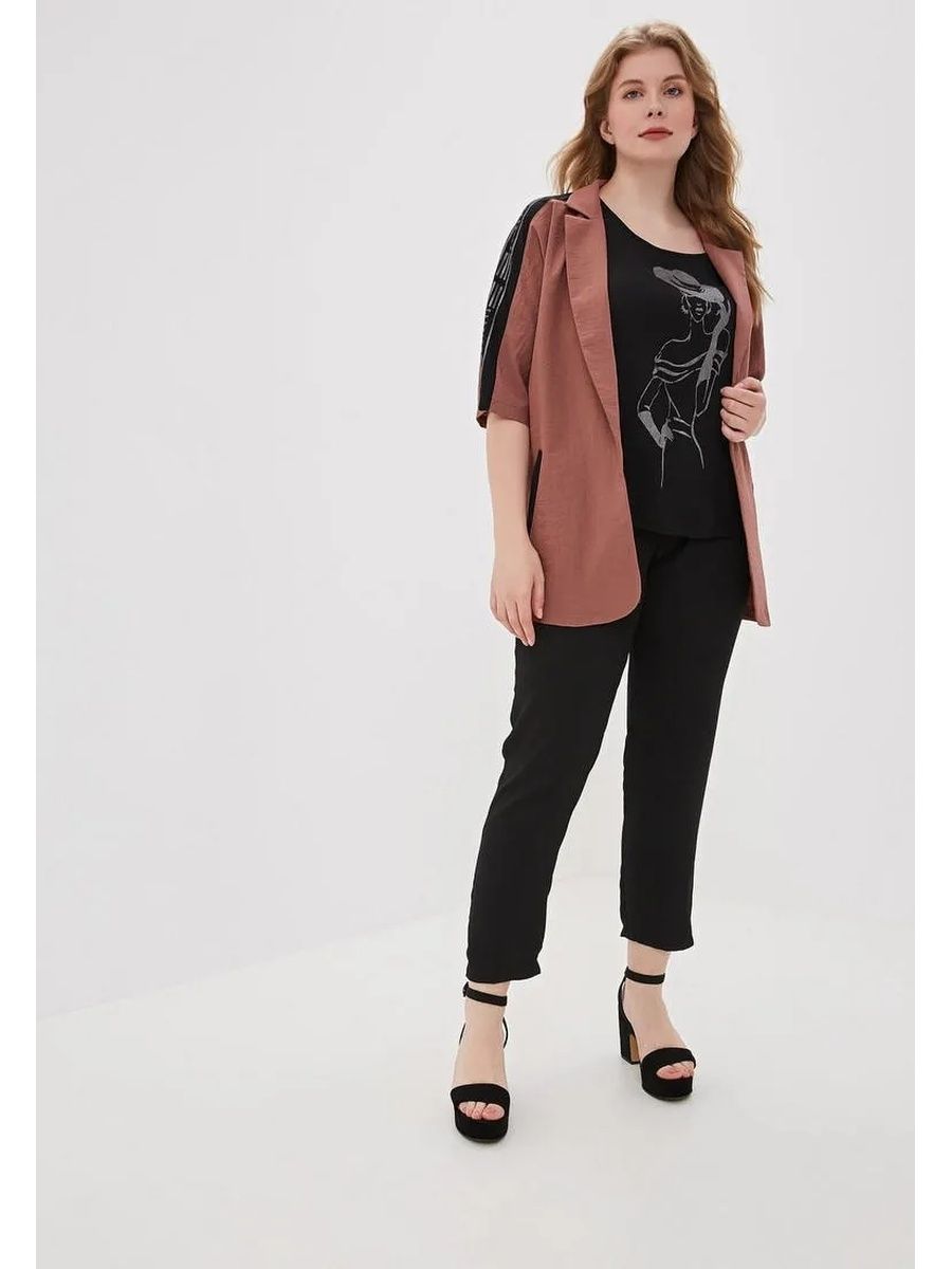 

Костюм женский AVEMOD AVE3261 розовый 46 RU, AVE3261