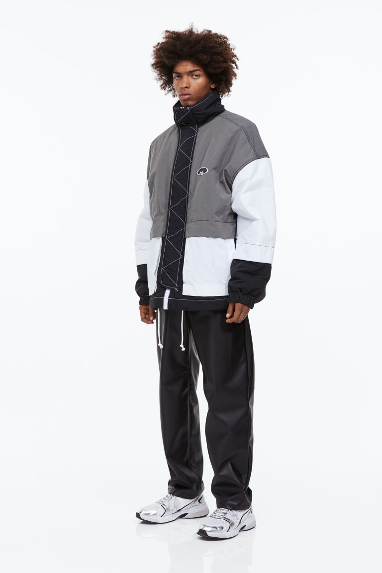 

Куртка мужская H&M 1075947001 серая L (доставка из-за рубежа), Серый, 1075947001