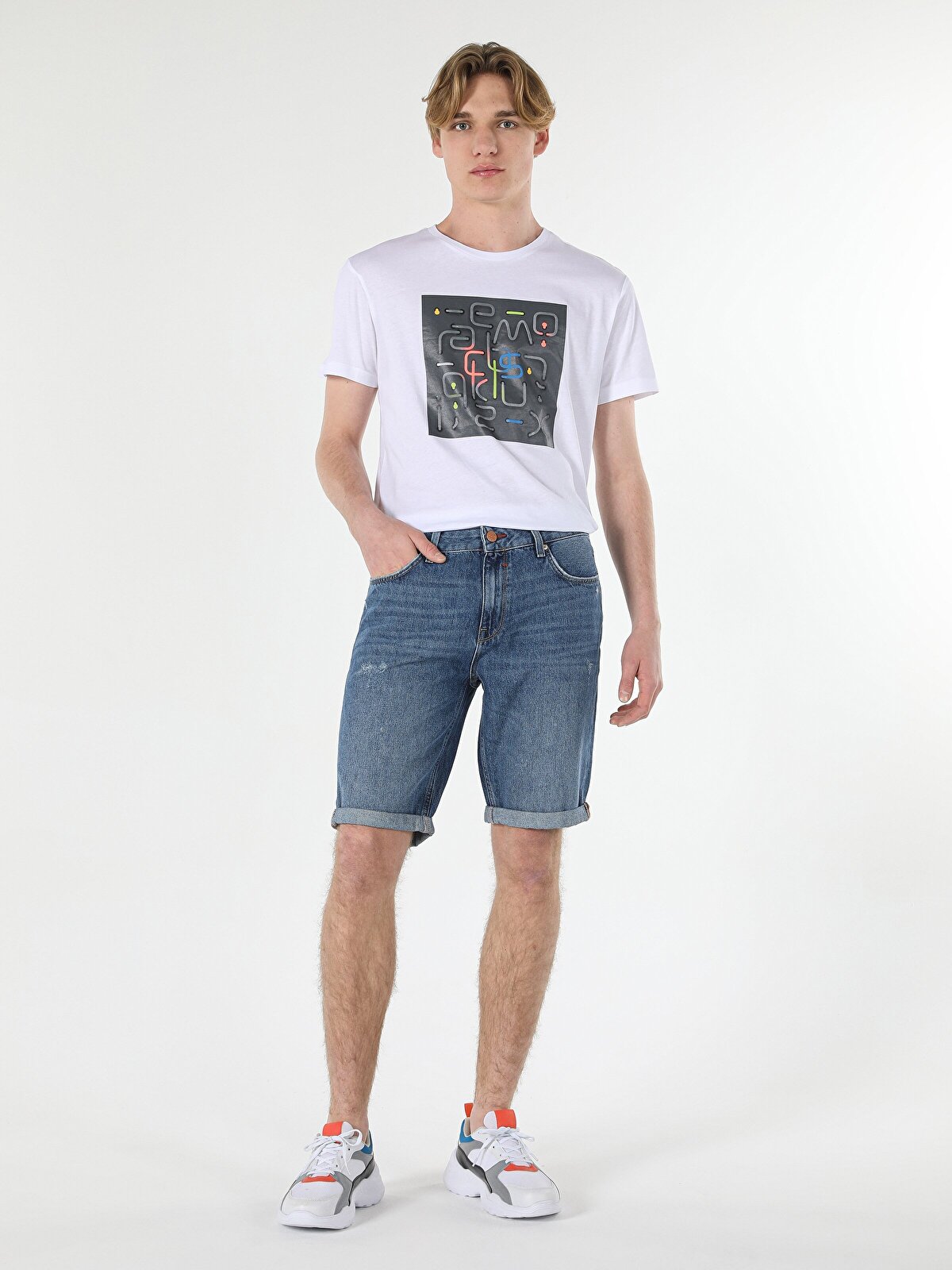 

Шорты мужские Colins CL1059460_Q1.V1_DN42099 синие XL, Синий, CL1059460_Q1.V1_DN42099