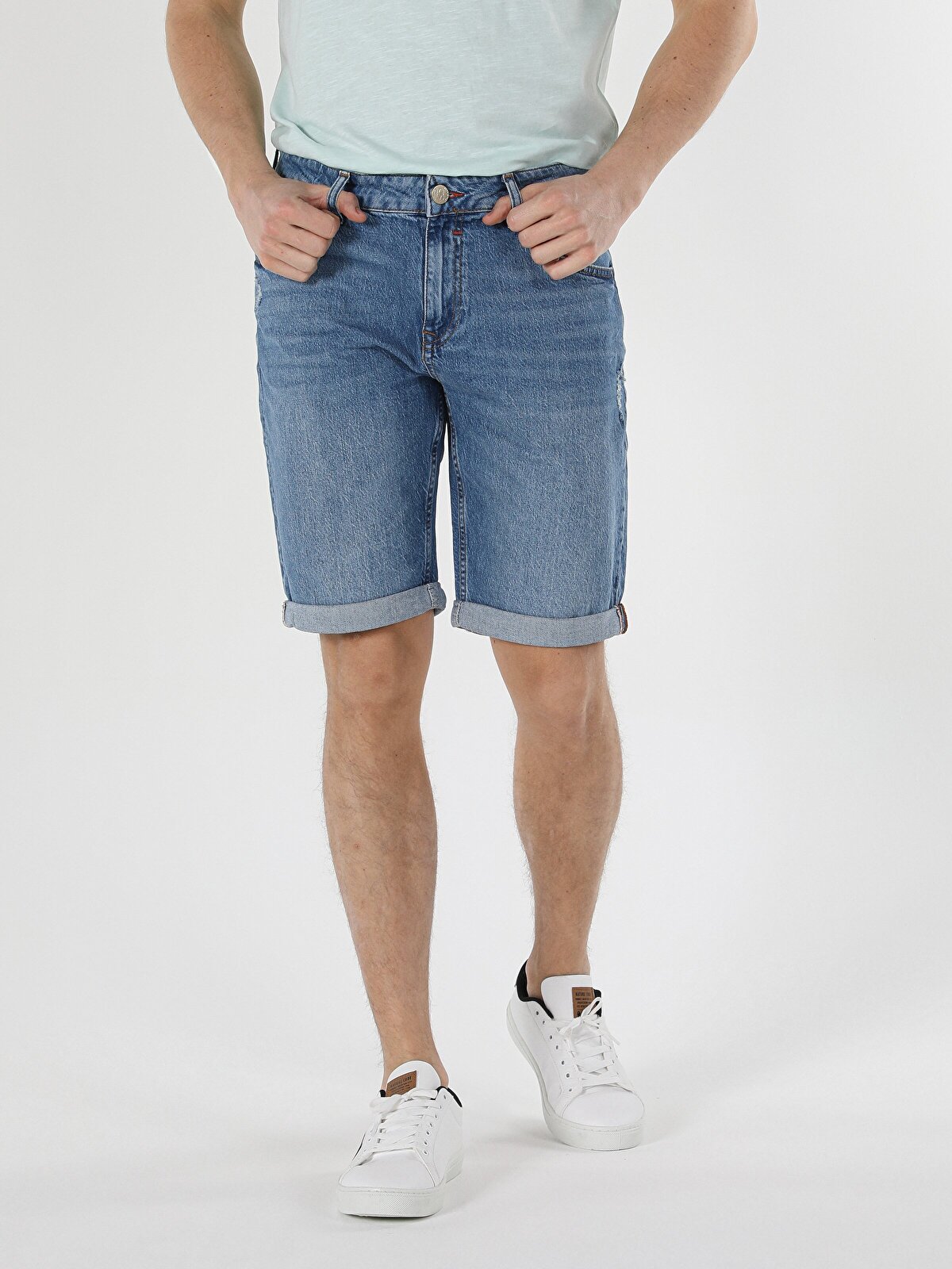 

Шорты мужские Colins CL1059463_Q1.V1_DN42102 синие XXL, Синий, CL1059463_Q1.V1_DN42102