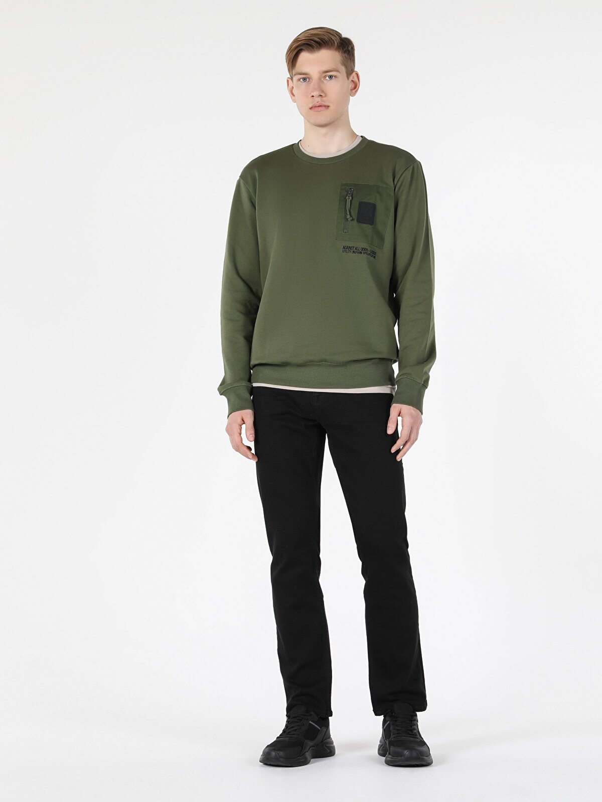 

Свитшот мужской Colins CL1056677_Q1.V1 хаки XXL, CL1056677_Q1.V1