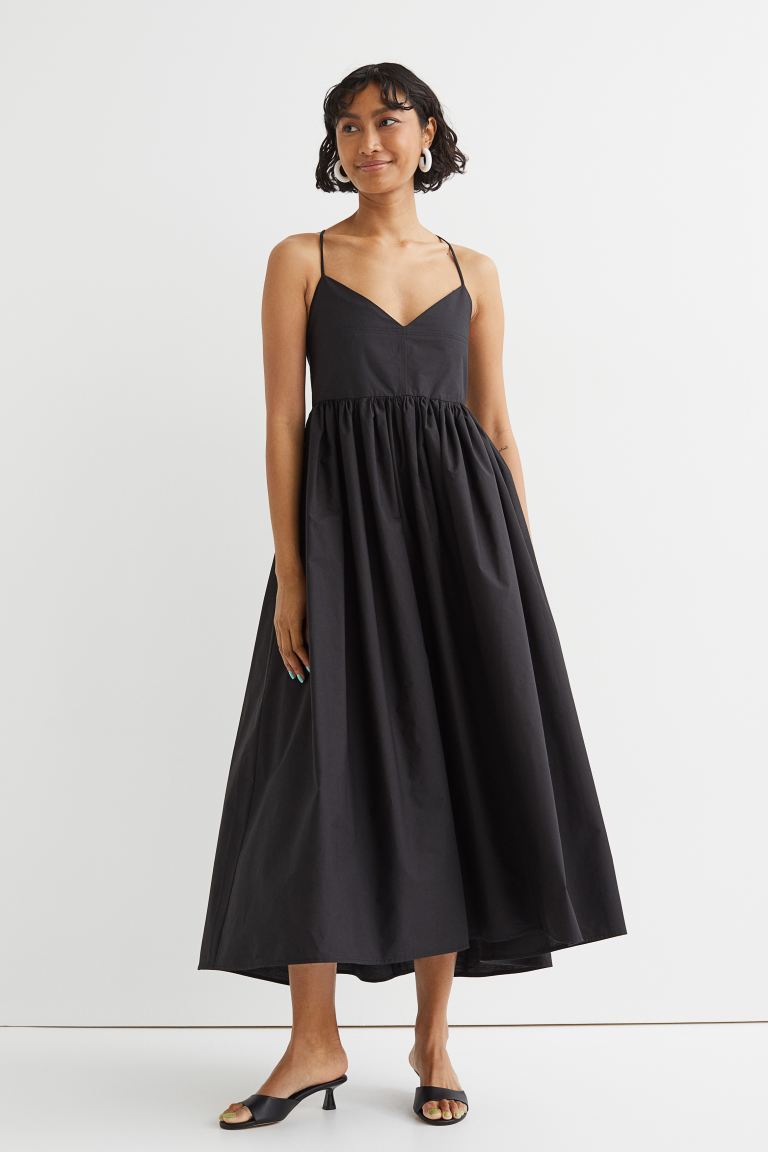 

Платье женское H&M 1077926002 черное M (доставка из-за рубежа), 1077926002