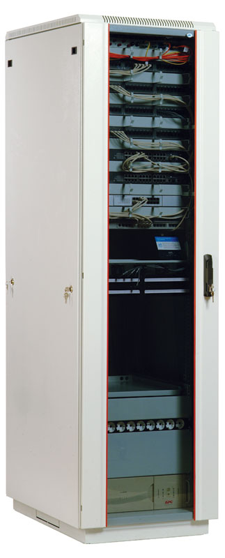 Шкаф коммутационный ЦМО (ШТК-М-42.6.6-1ААА) напольный 42U 600x600мм пер.дв.стекл задн.дв.с