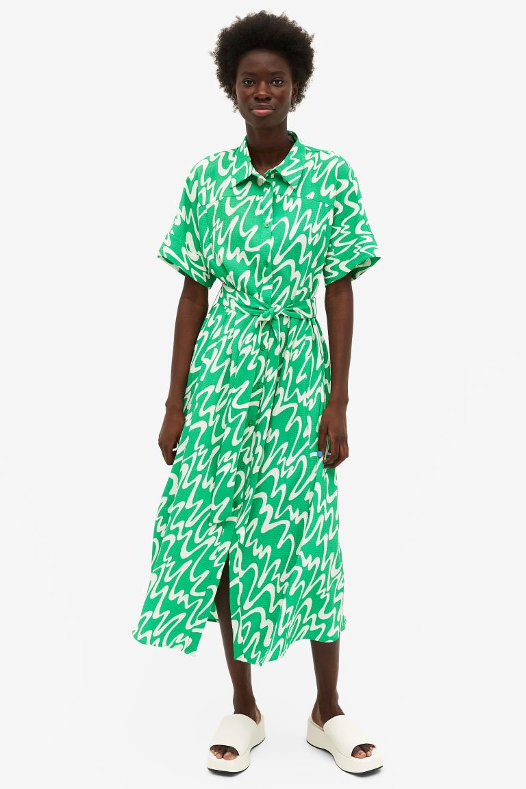 

Платье женское Monki 1079055003 зеленое 2XS (доставка из-за рубежа), 1079055003