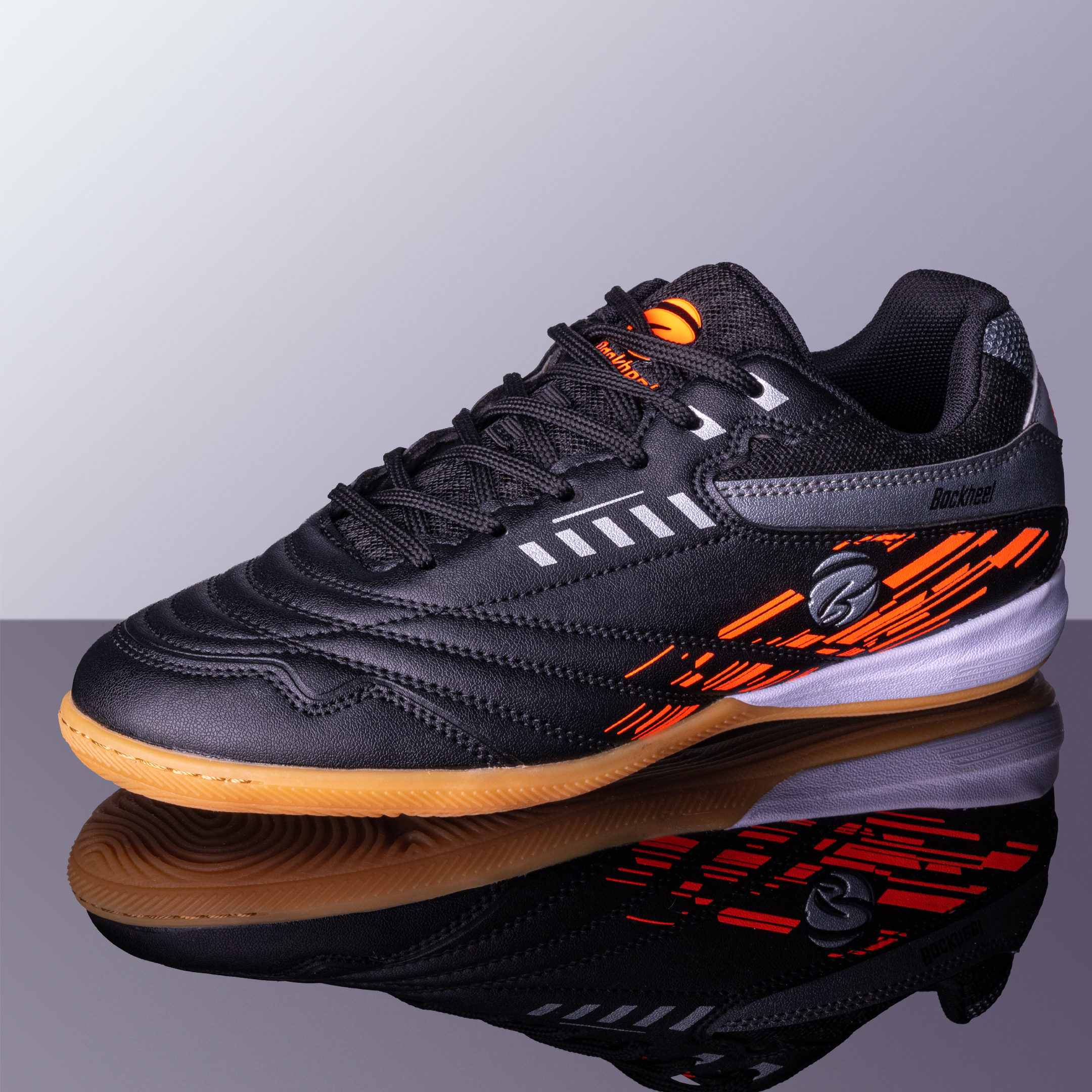 

Спортивные футбольные бутсы Backheel BLACK 211007 для зала мужские размер 42, Черный;красный, 211007