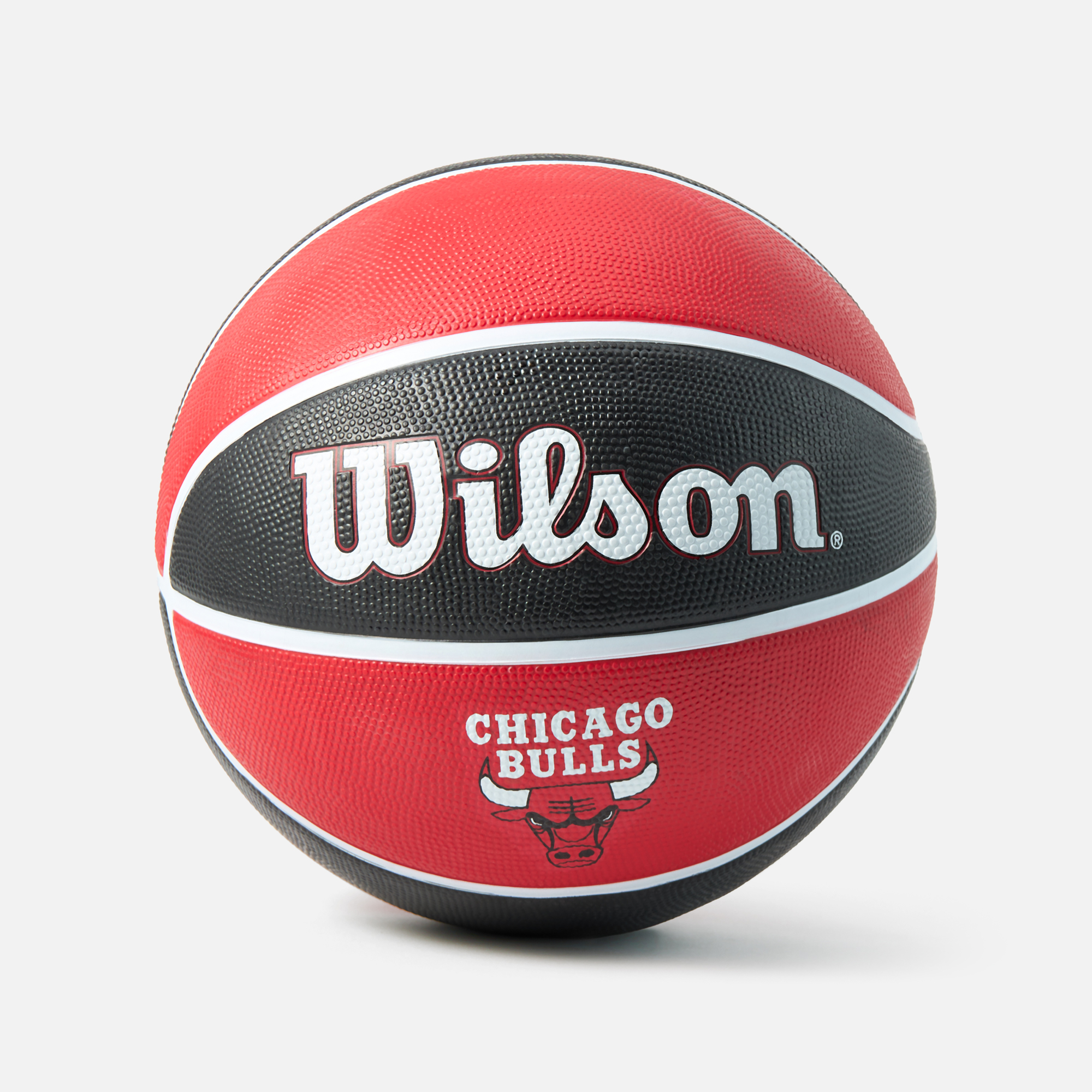 Баскетбольный мяч Wilson NBA team tribute chicago bulls 7 красно-черный 3500₽