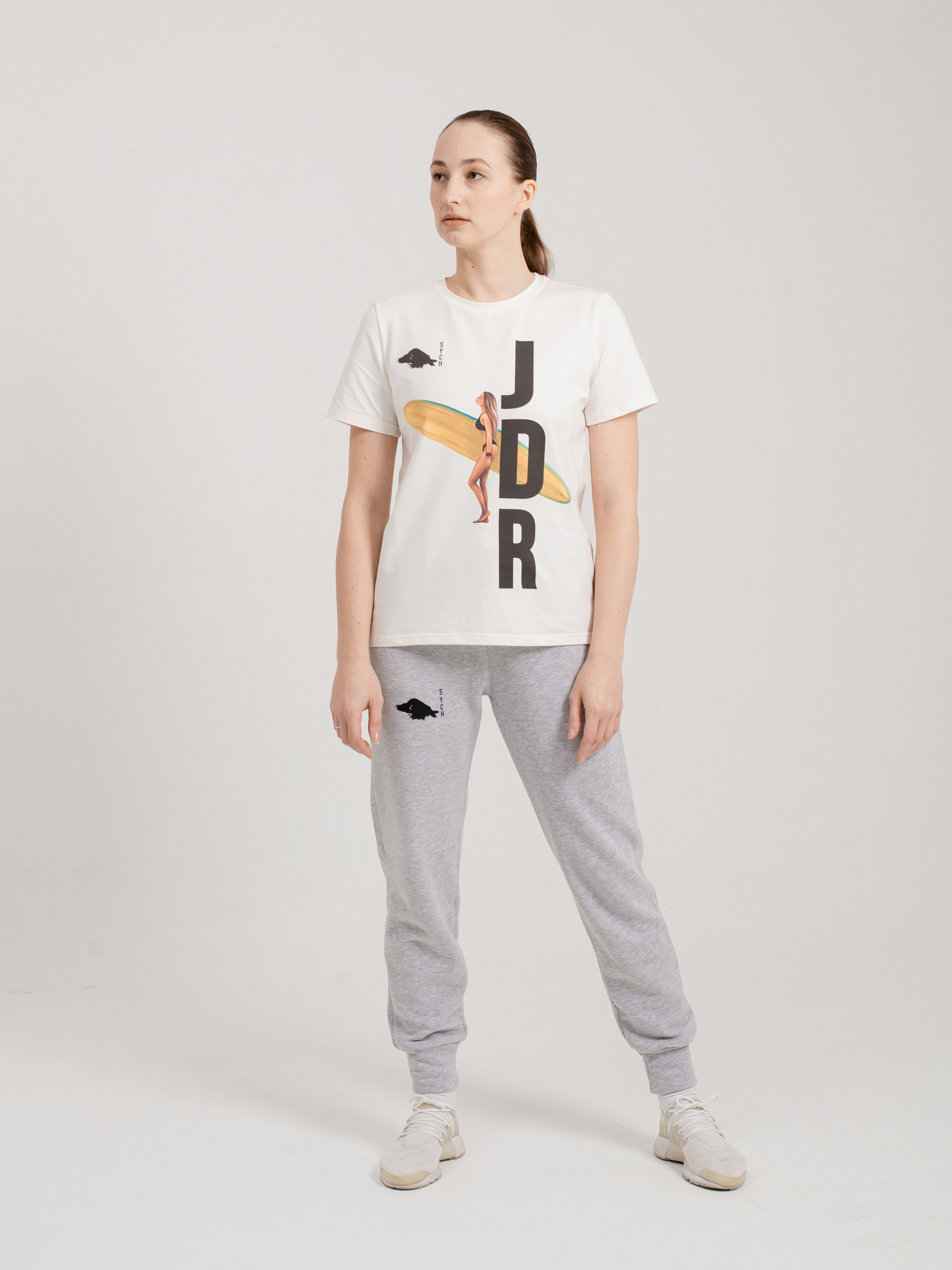 

Футболка женская SYCH с принтом Девушка с большим Сёрфом белая M, Белый, с принтом "Девушка с большим Сёрфом"