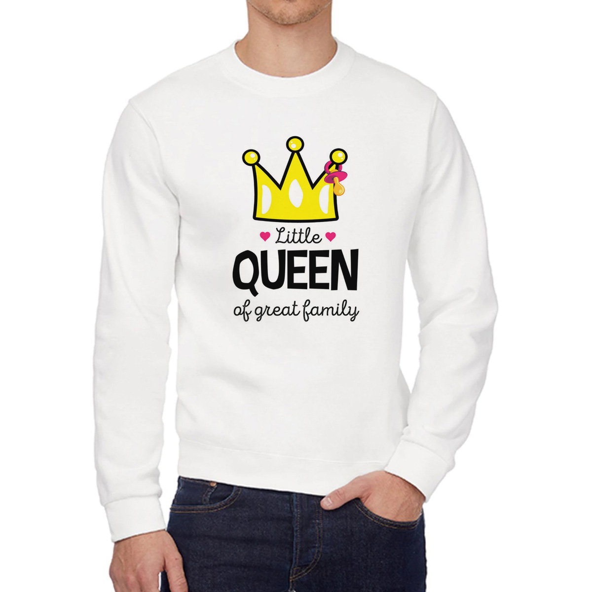 

Свитшот женский CoolPodarok Little queen of great family белый 50 RU, W0151824