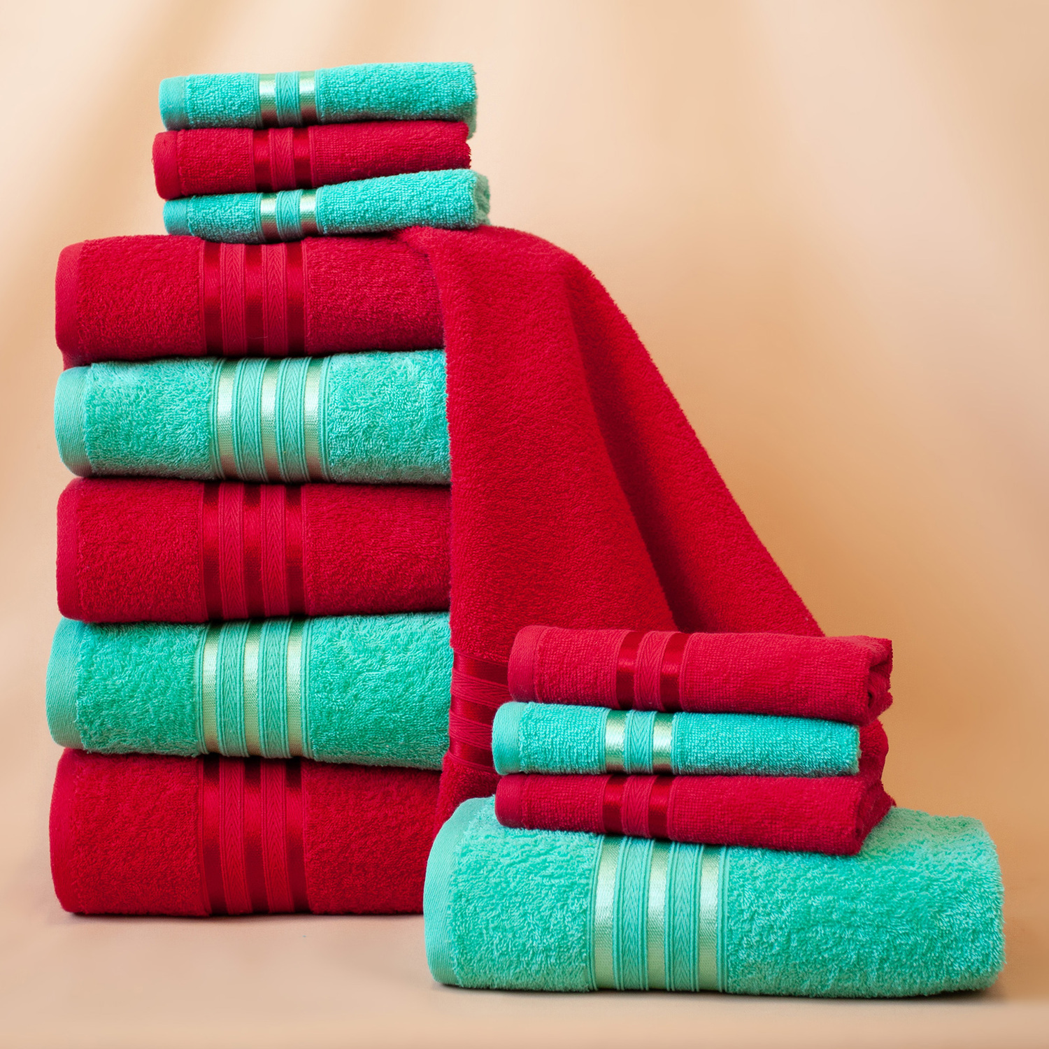 

12 полотенец Harmonika Махра 1092 Красный, 1072 Мятный 30х50 6 шт, 50х80 4 шт, 70х130 2 шт