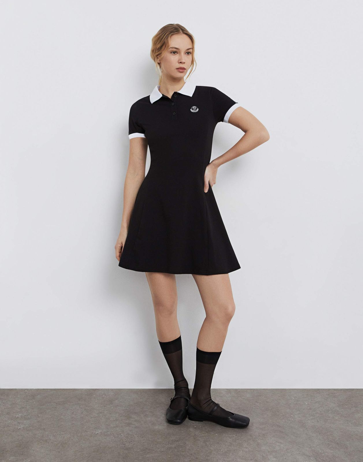 

Платье женское Gloria Jeans GDR029078 черный M/170, GDR029078