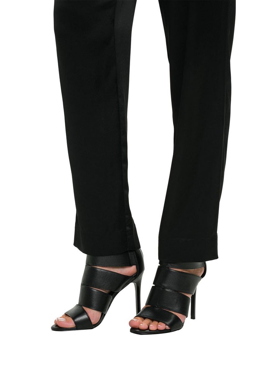 

Босоножки женские Guess 001425917 черные 38 EU, Черный, 001425917