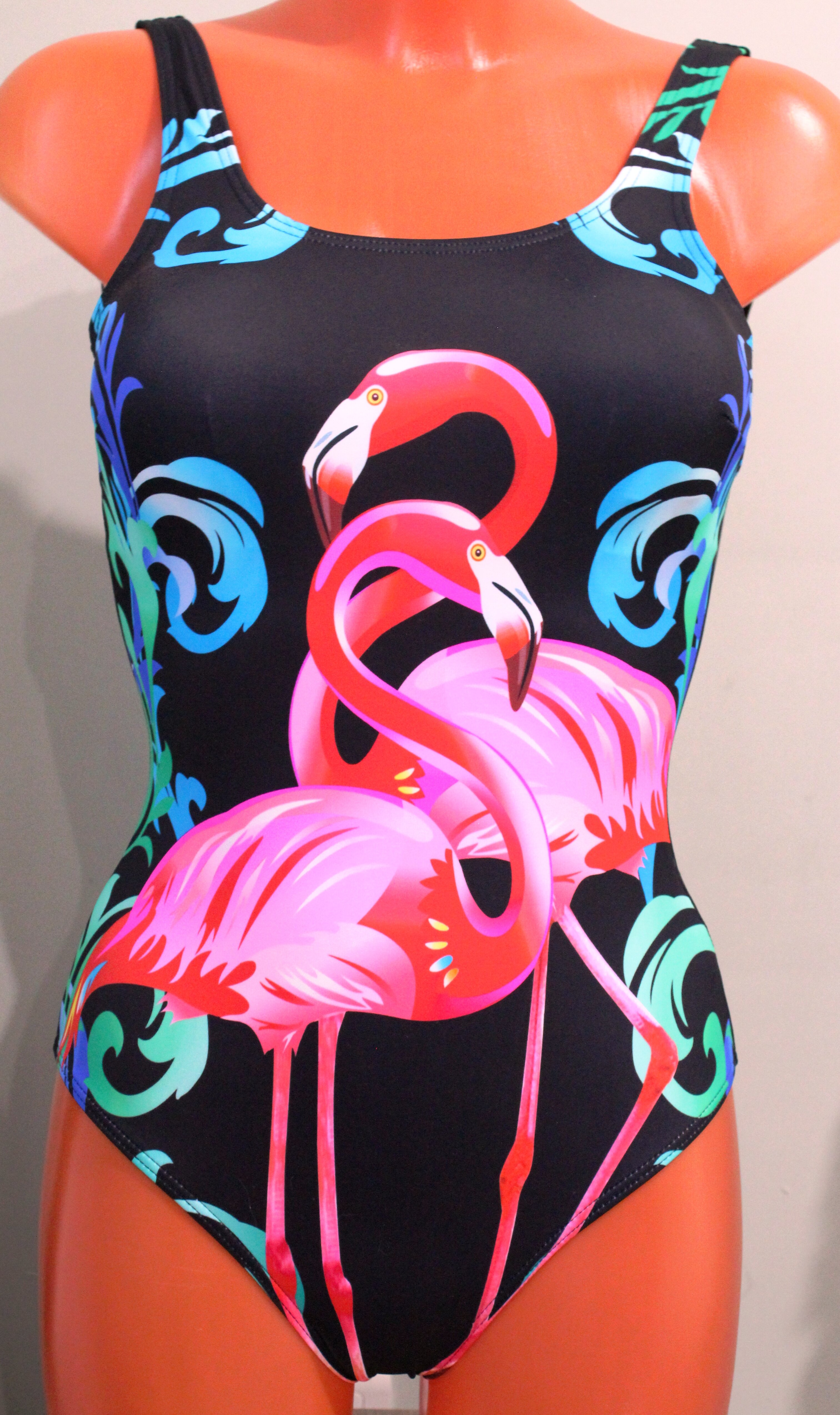 Купальник слитный женский T&T 510 разноцветный 46 RU