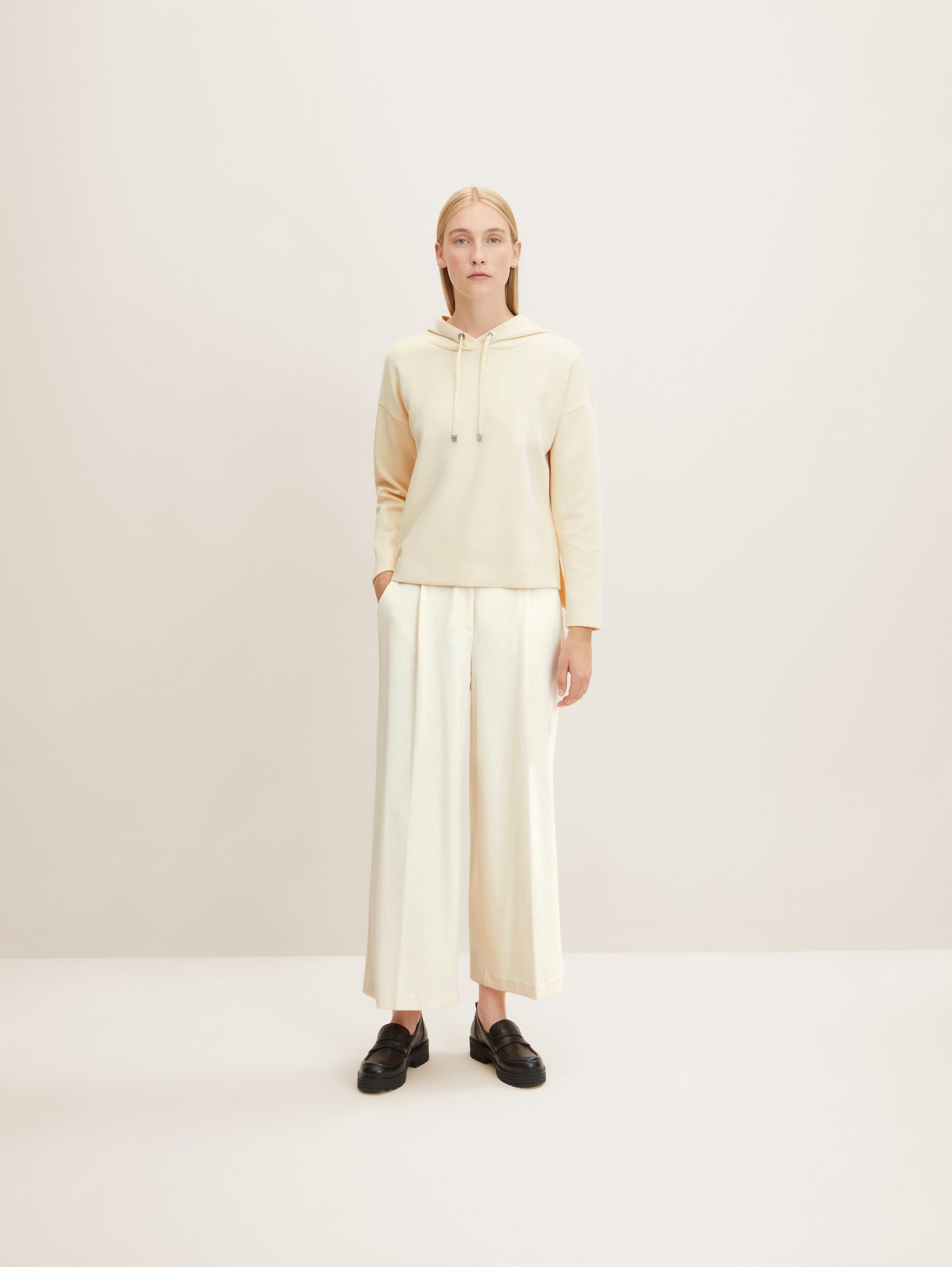 

Брюки женские TOM TAILOR 1032656 белые 40/28, 1032656