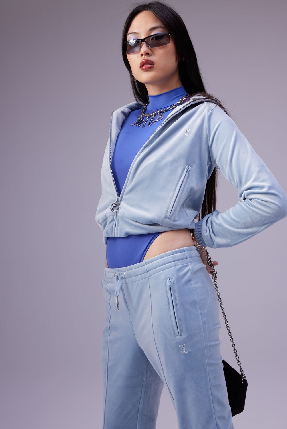 

Толстовка женская Juicy Couture JCAPW044/320 голубая 42 RU, Голубой, JCAPW044/320