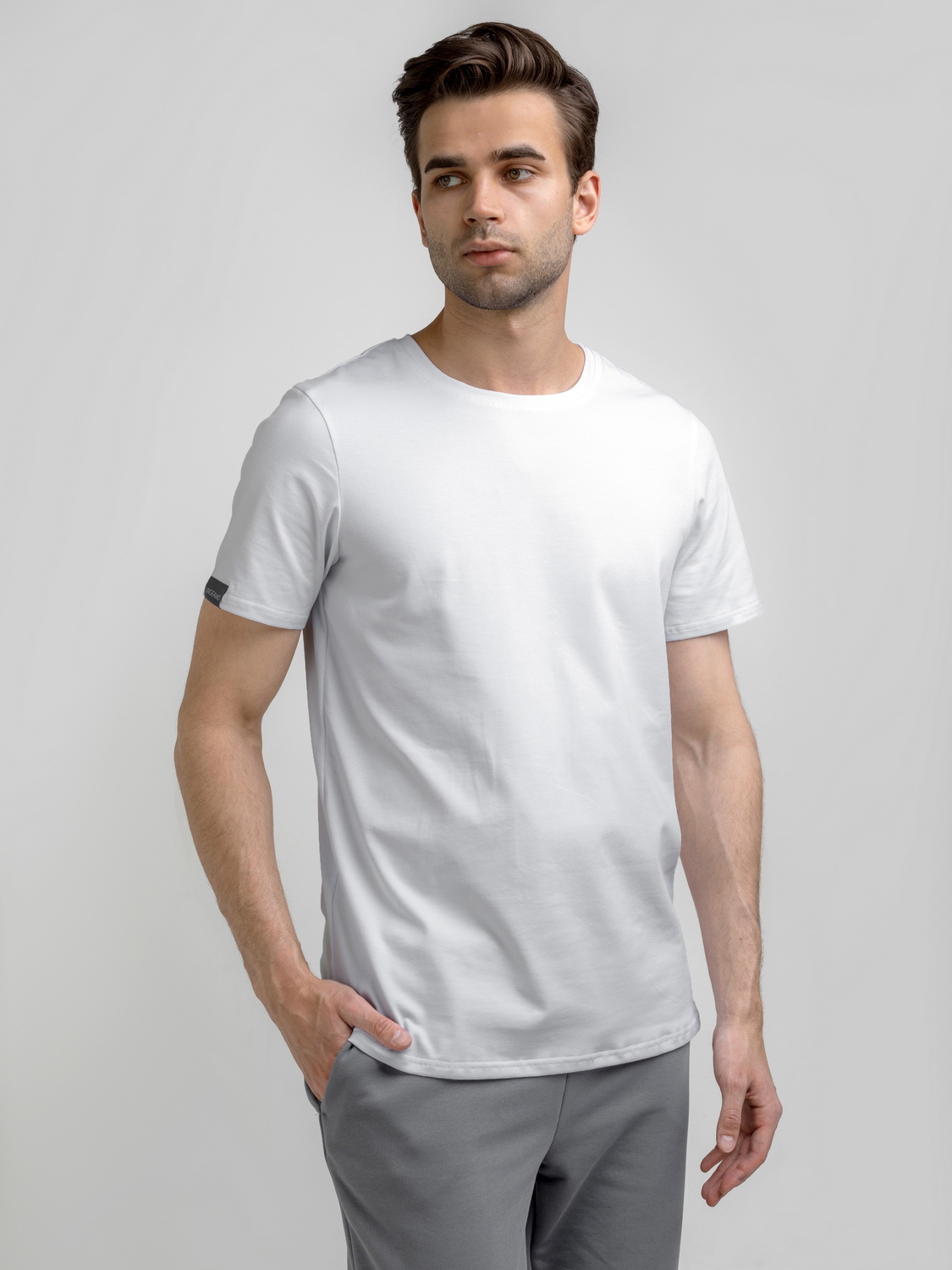 

Футболка мужская Lingeamo ВФ-10 белая XL, Белый, ВФ-10