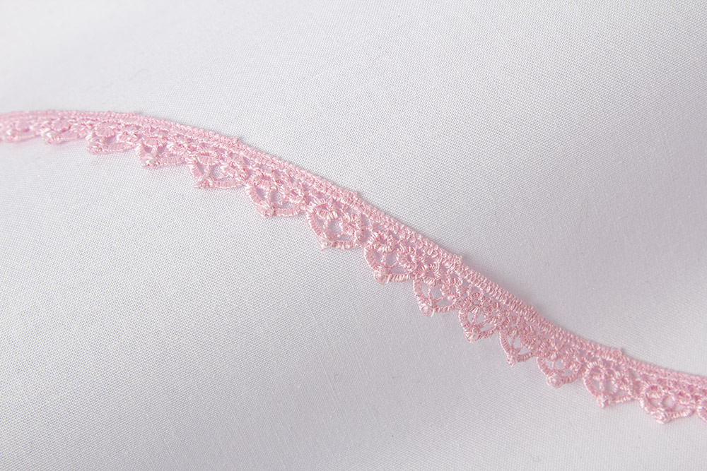 

Кружево Gamma 12 мм, в пакете, 8,8+-0,2 м, розовый, 12 мм, в пакете, 8,8+-0,2 м, розовый