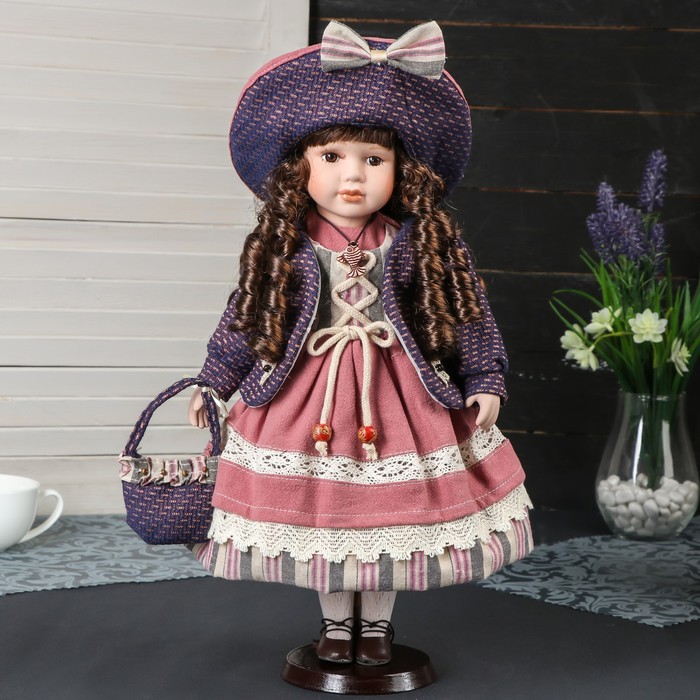 

Кукла керамика, Катерина в платье цвета охра, шляпке и с сумкой 40 см, керамика, "Катерина в платье цвета охра, в шляпке и с сумкой" 40 см