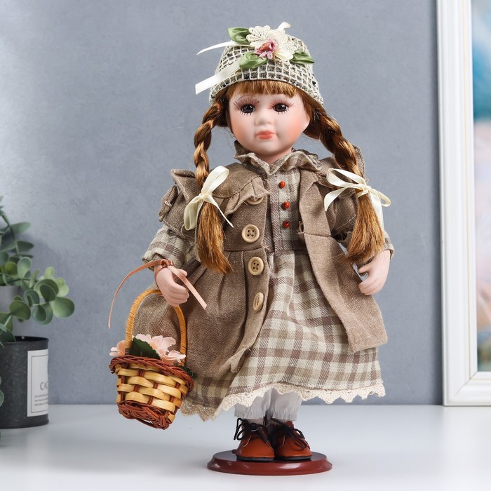 Кукла керамика, София в песочном пальто, платье клетку 30 см