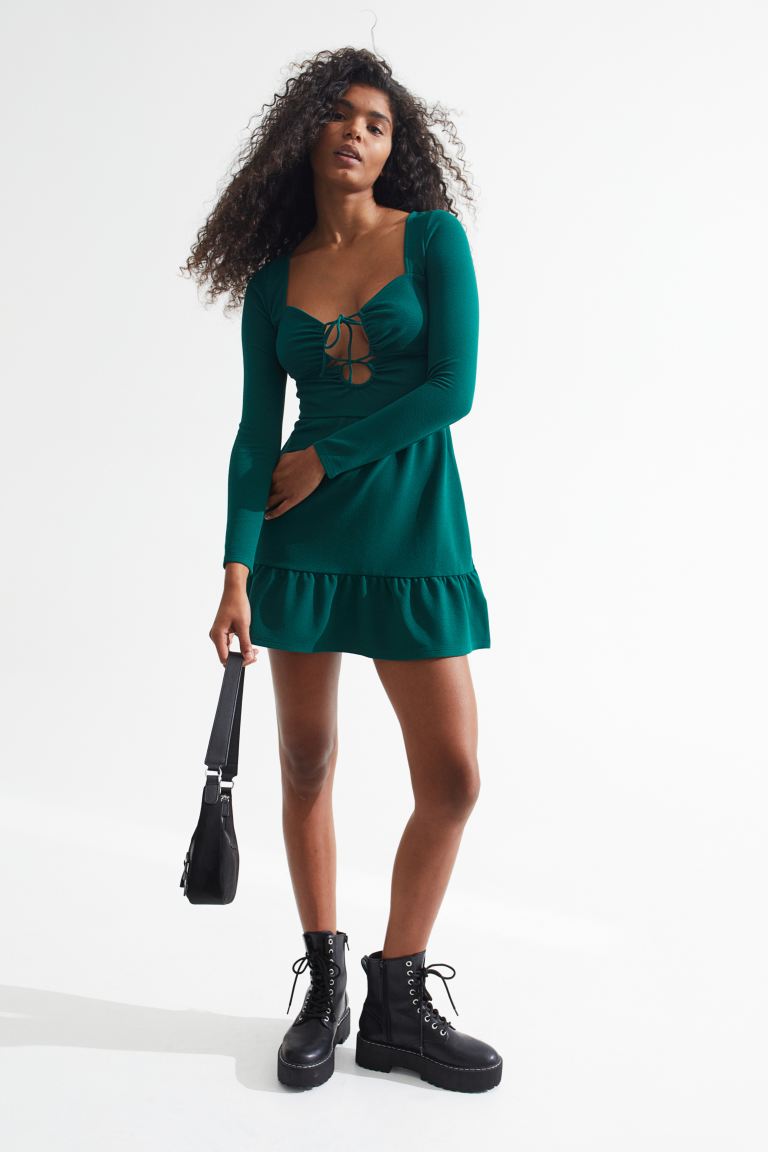 Платье женское H&M 1080604003 зеленое 2XS (доставка из-за рубежа)