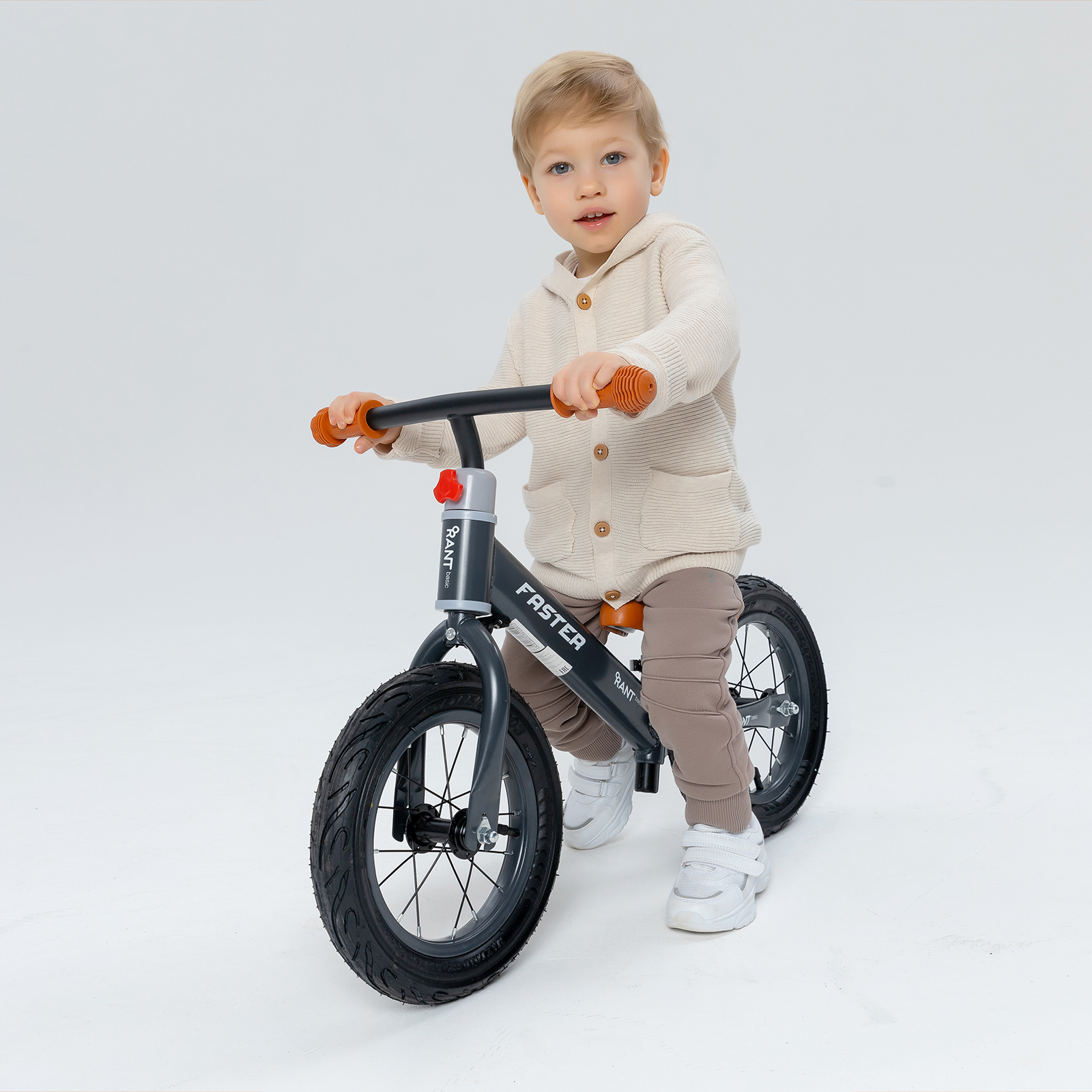 Беговел-велосипед детский RB125 FASTER Graphite