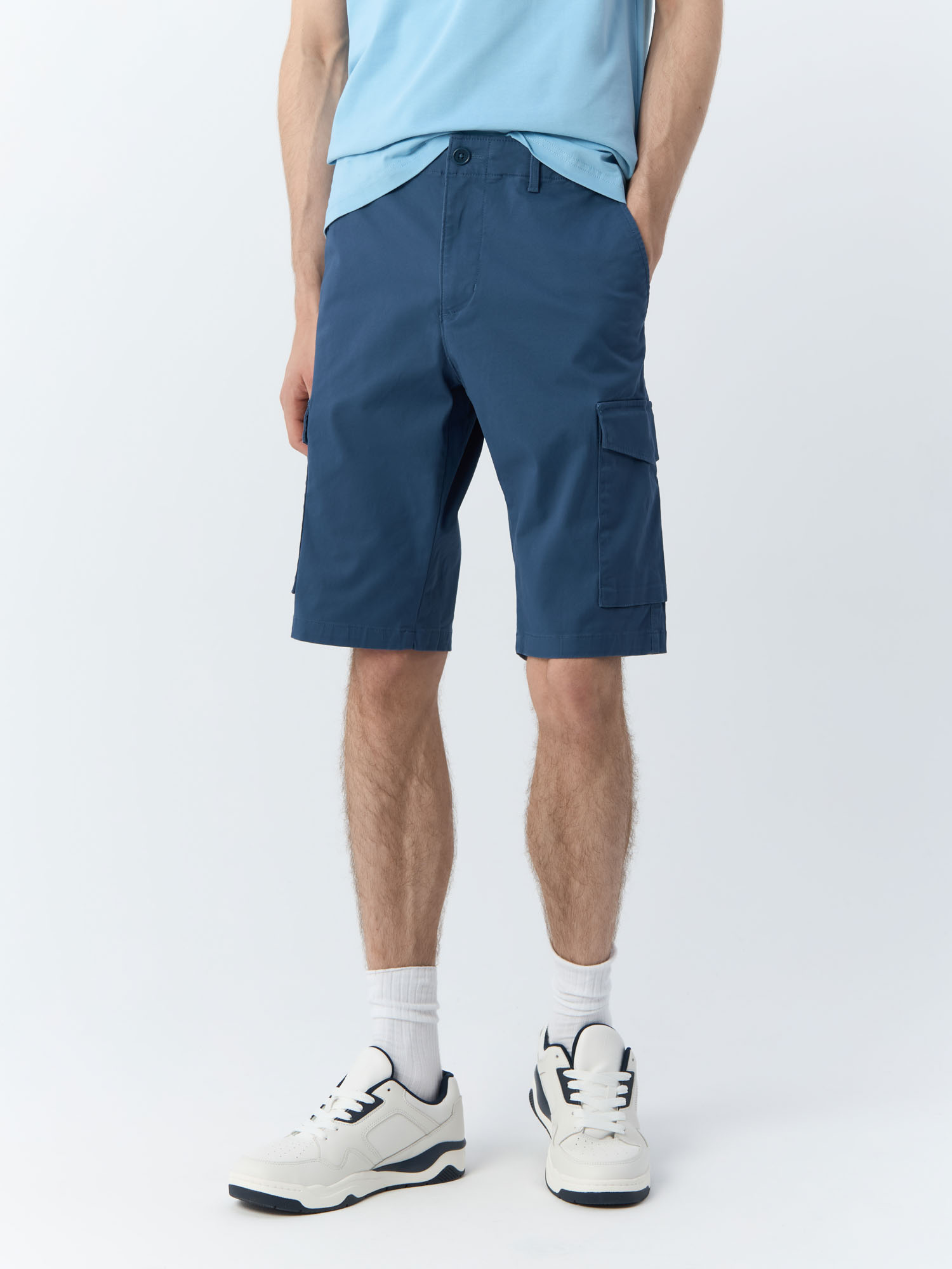 

Повседневные шорты мужские Tommy Hilfiger MW0MW31244DBZ синие 38, Синий, MW0MW31244