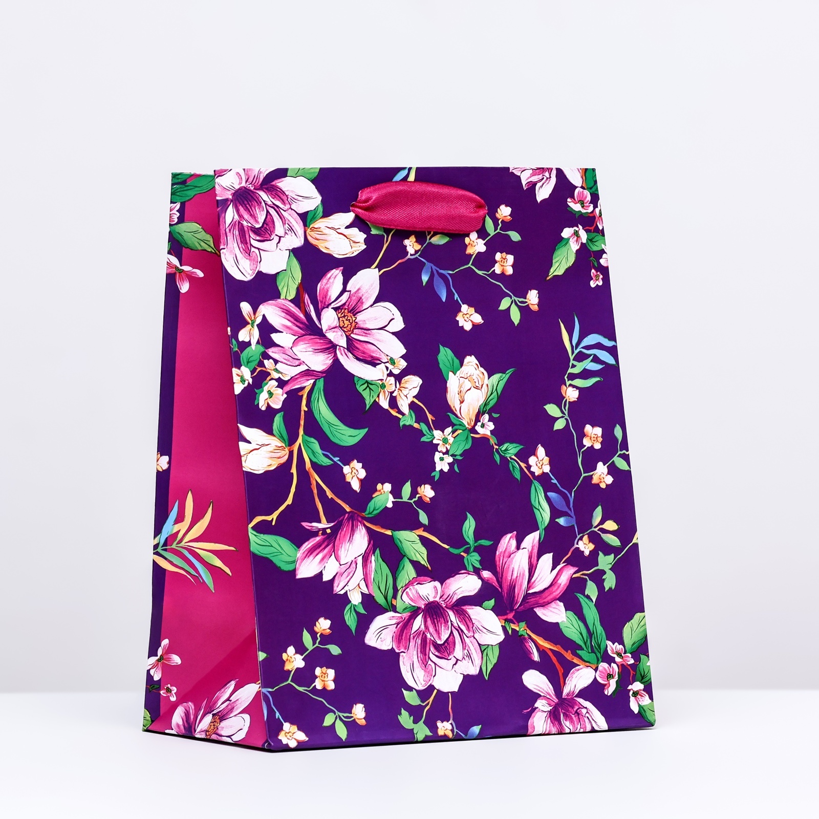 

Пакет подарочный Цветочки, 10359973 18х22,3х10 см, Разноцветный