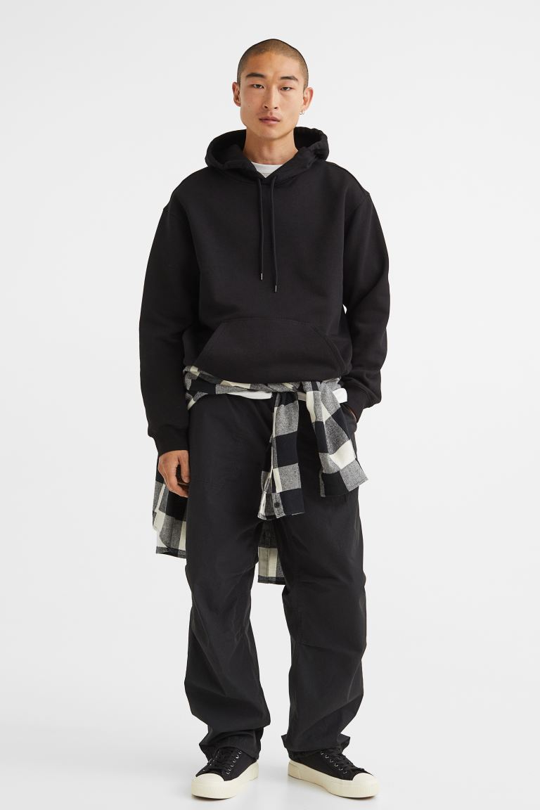 

Брюки мужские H&M 1084275001 черные L (доставка из-за рубежа), 1084275001