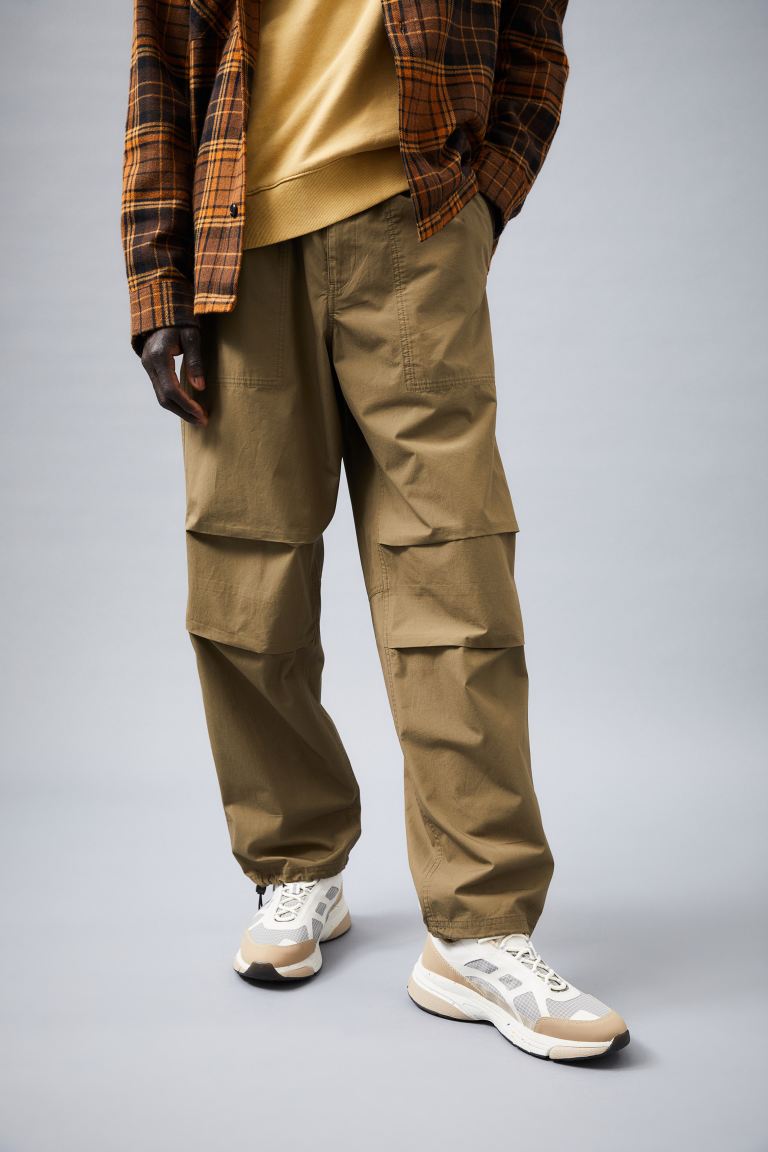 

Брюки мужские H&M 1084275002 хаки XL (доставка из-за рубежа), 1084275002