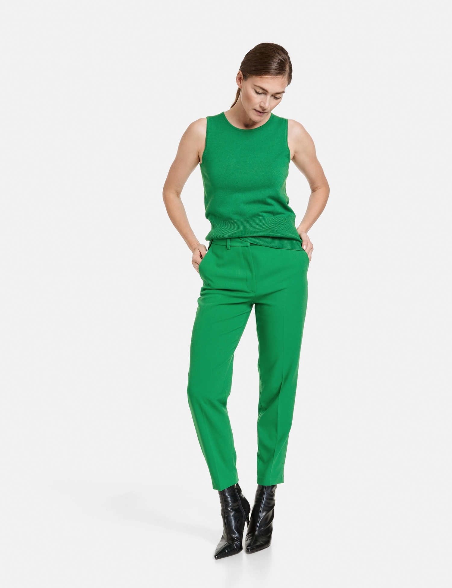 

Брюки женские Gerry Weber 120002-31340 зеленые 34, Зеленый, 120002-31340