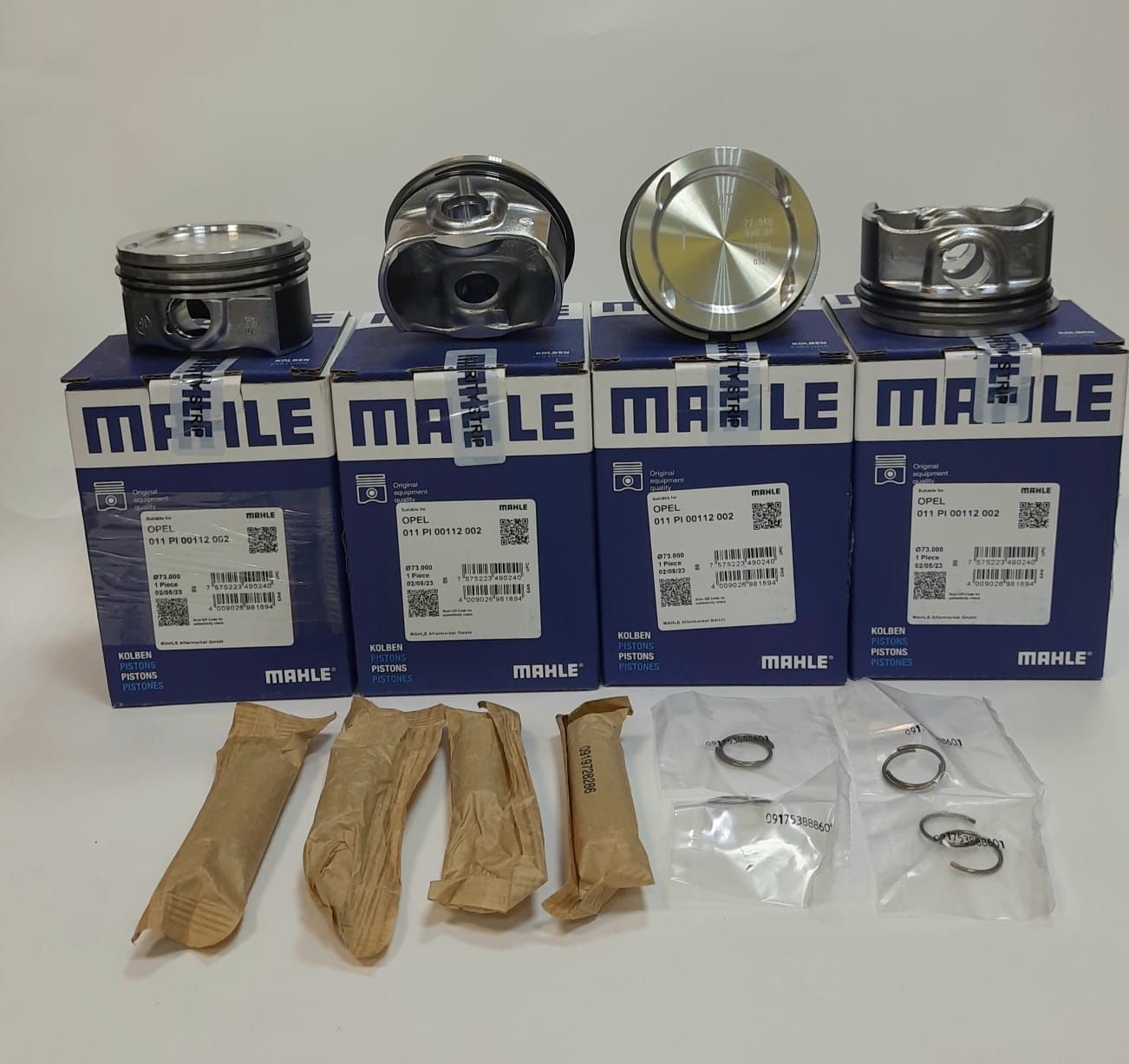 

Комплект поршней с кольцами +0.50 A14NET Mahle, A14NET_серебристый