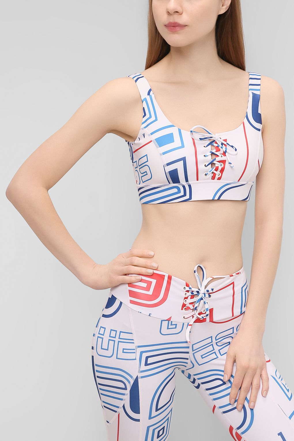 

Топ женский Guess V2RP20 MC03W белый S, V2RP20 MC03W