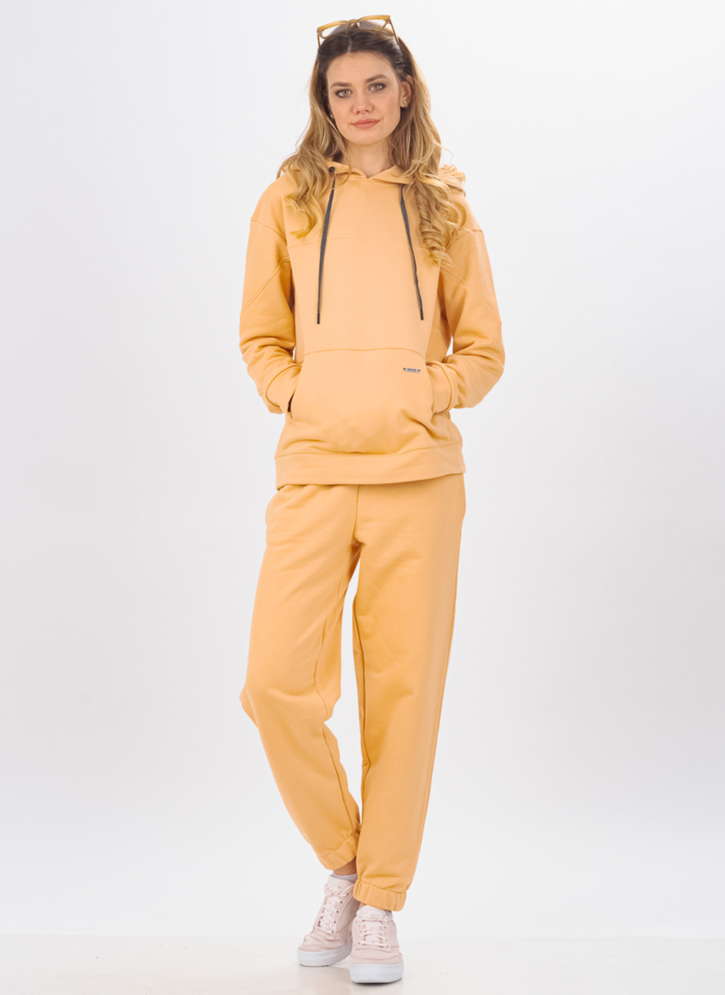 

Костюм женский Каляев 53789 бежевый 44 RU, 53789