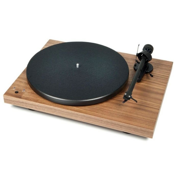 фото Проигрыватель виниловых пластинок pro-ject debut iii phono wood om5e