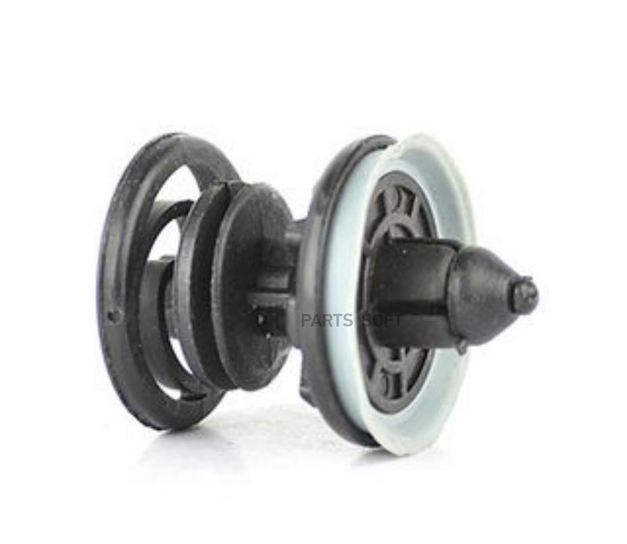 

BSG 90-995-011_клипса Audi A5 08>