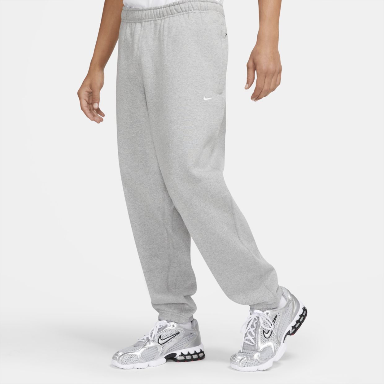 

Спортивные брюки мужские Nike CW5460 серые XL, CW5460