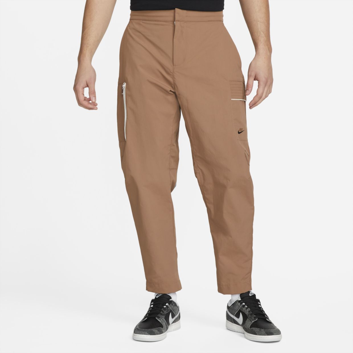 

Брюки мужские Nike DM6681 коричневые 34, DM6681