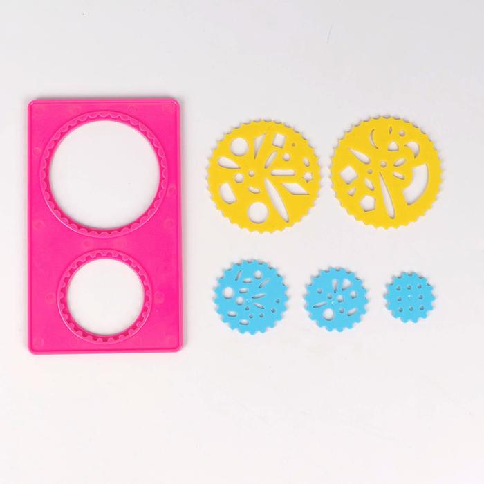 

Школа талантов Для девочек, "Для девочек"