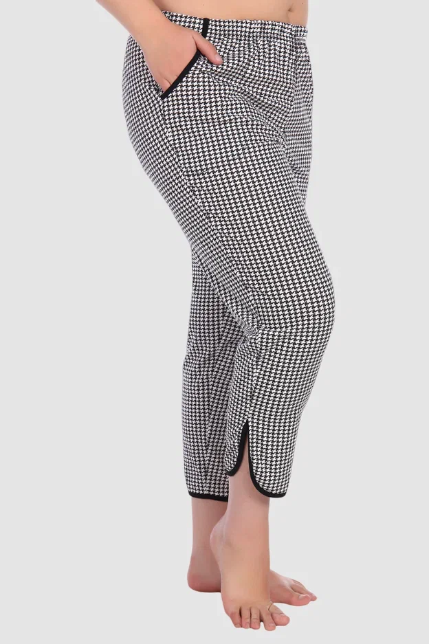 Брюки домашние женский НиРо 588 черный; белый 66 RU