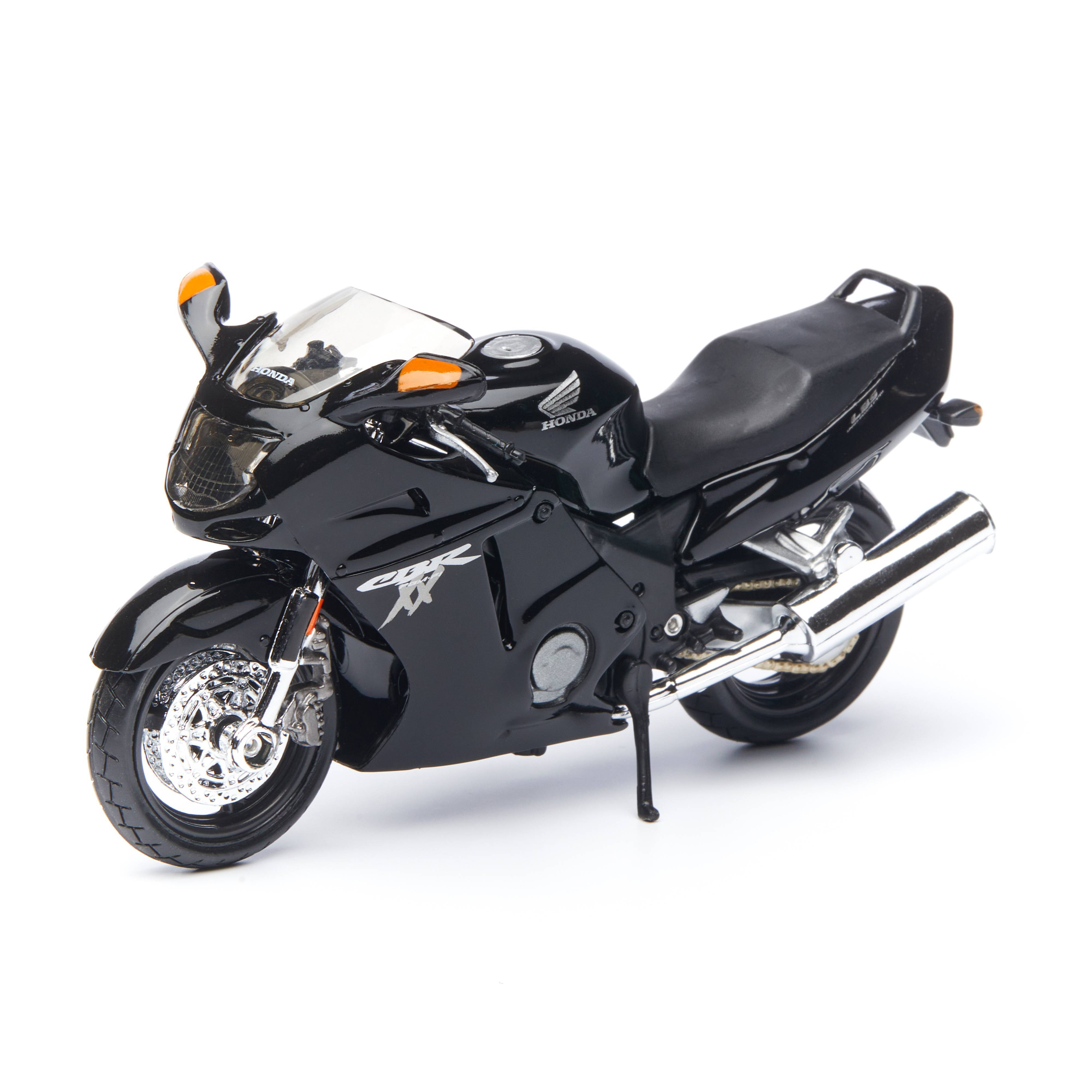 

Maisto Мотоцикл Honda CBR 1100XX 1:18, черный 39300/17, 39300/17