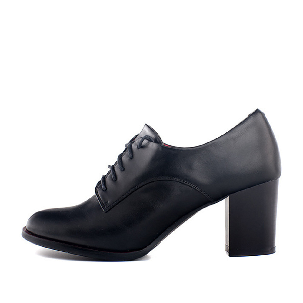 

Ботильоны женские ZENDEN woman 37-30WB-045SS черные 35 RU, 37-30WB-045SS