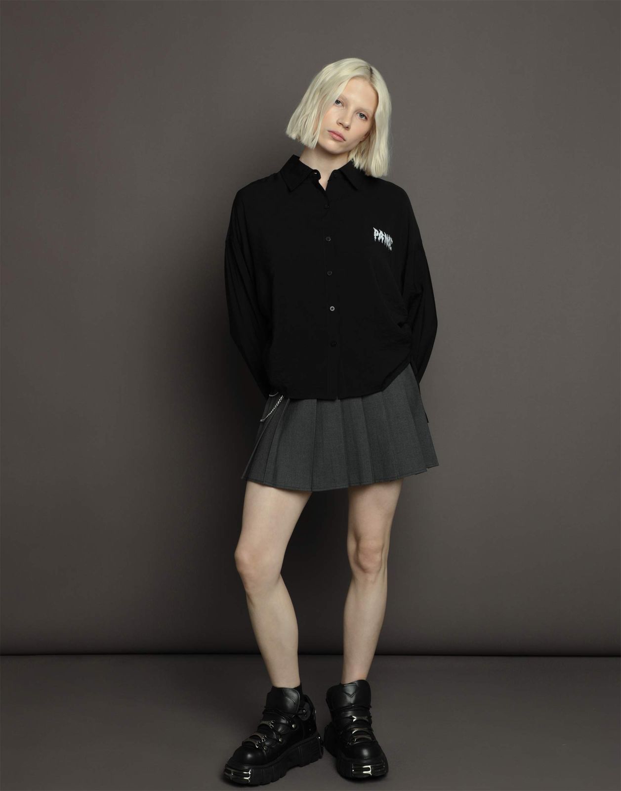 

Юбка для девочки Gloria Jeans GSU001206 серый 8-10л/140, GSU001206